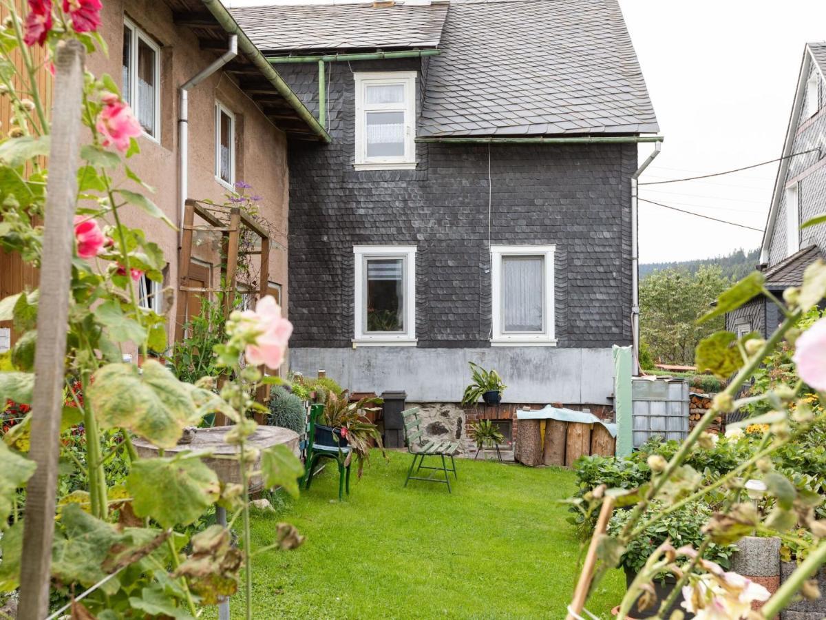 Cozy Apartment In Altenfeld With Garden ภายนอก รูปภาพ