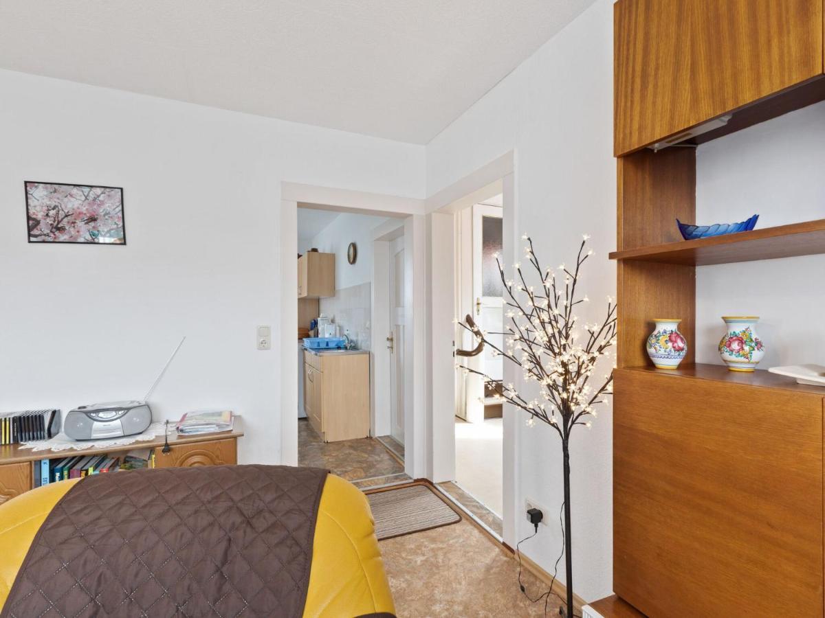 Cozy Apartment In Altenfeld With Garden ภายนอก รูปภาพ