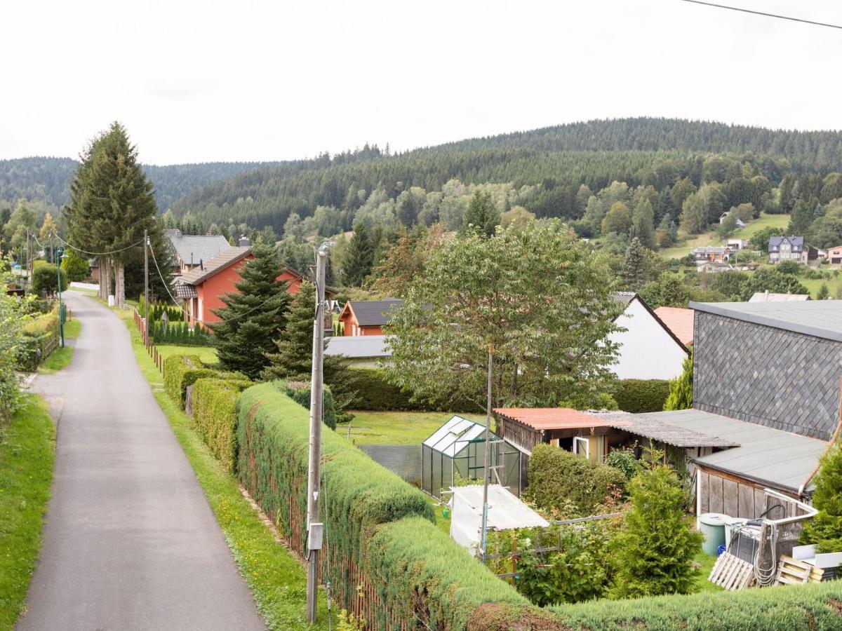 Cozy Apartment In Altenfeld With Garden ภายนอก รูปภาพ