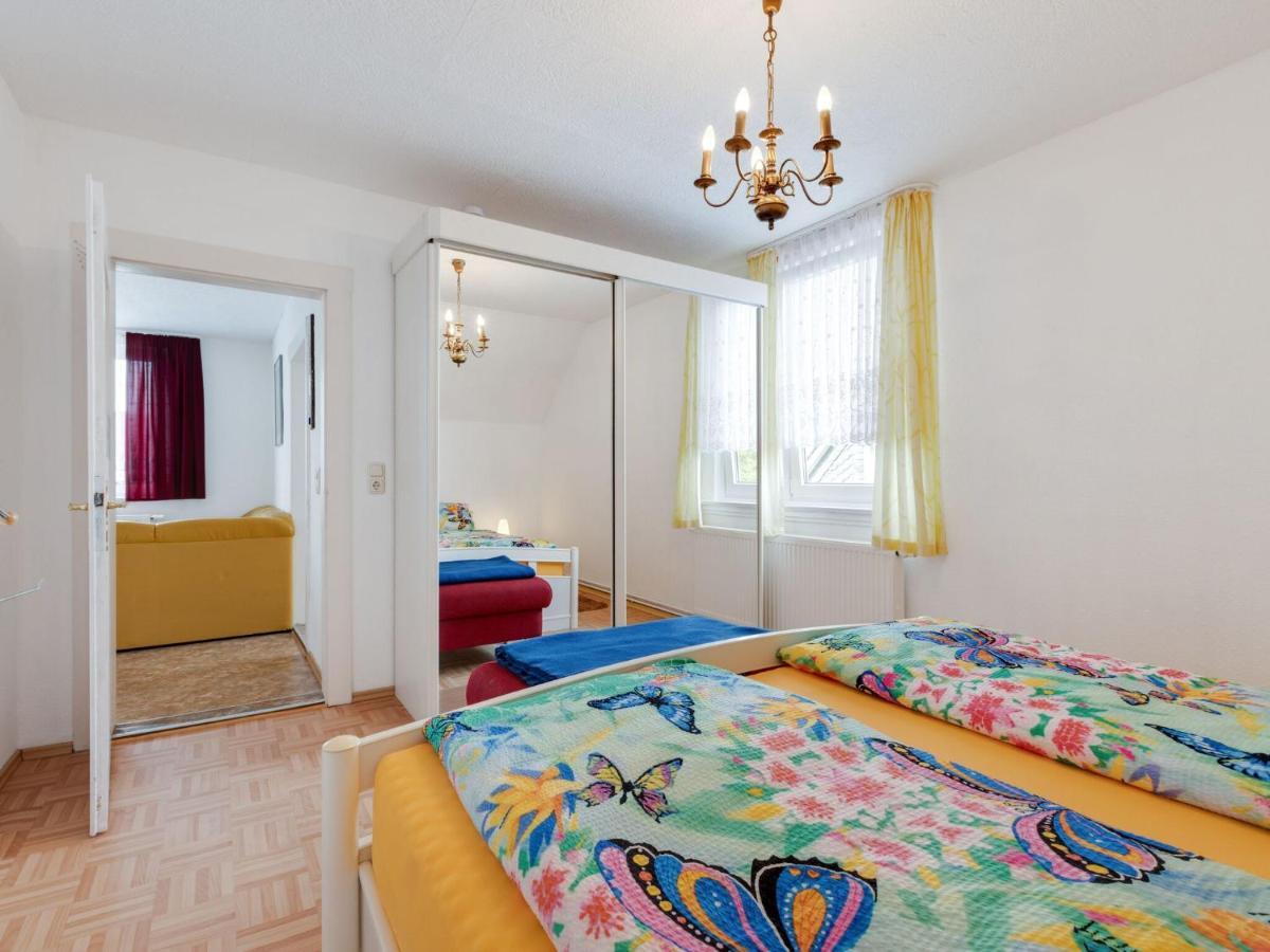 Cozy Apartment In Altenfeld With Garden ภายนอก รูปภาพ